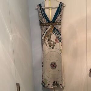 Nicole Miller ancient Orient themed dresss